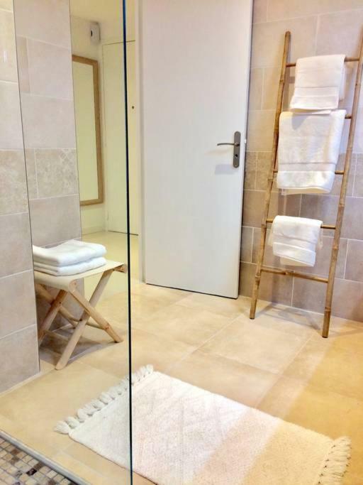 Appartement Cosy Calme Central-Terrasse Proche Palais كان المظهر الخارجي الصورة